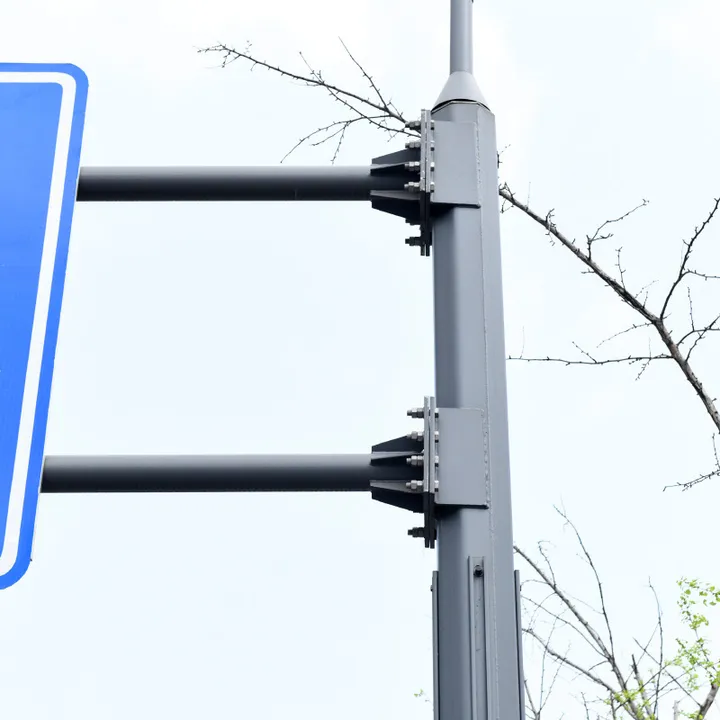 Road Traffic Sign Pole Double Hanging Reflective Blue Background Hot-dip Galvanized Steel Plate Using White Characters